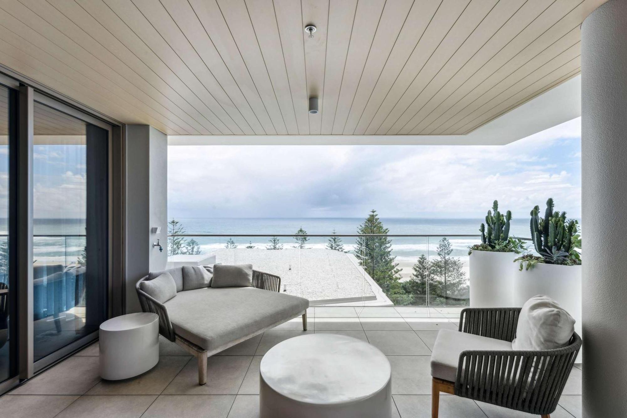 Apartment Picasso By Khove
