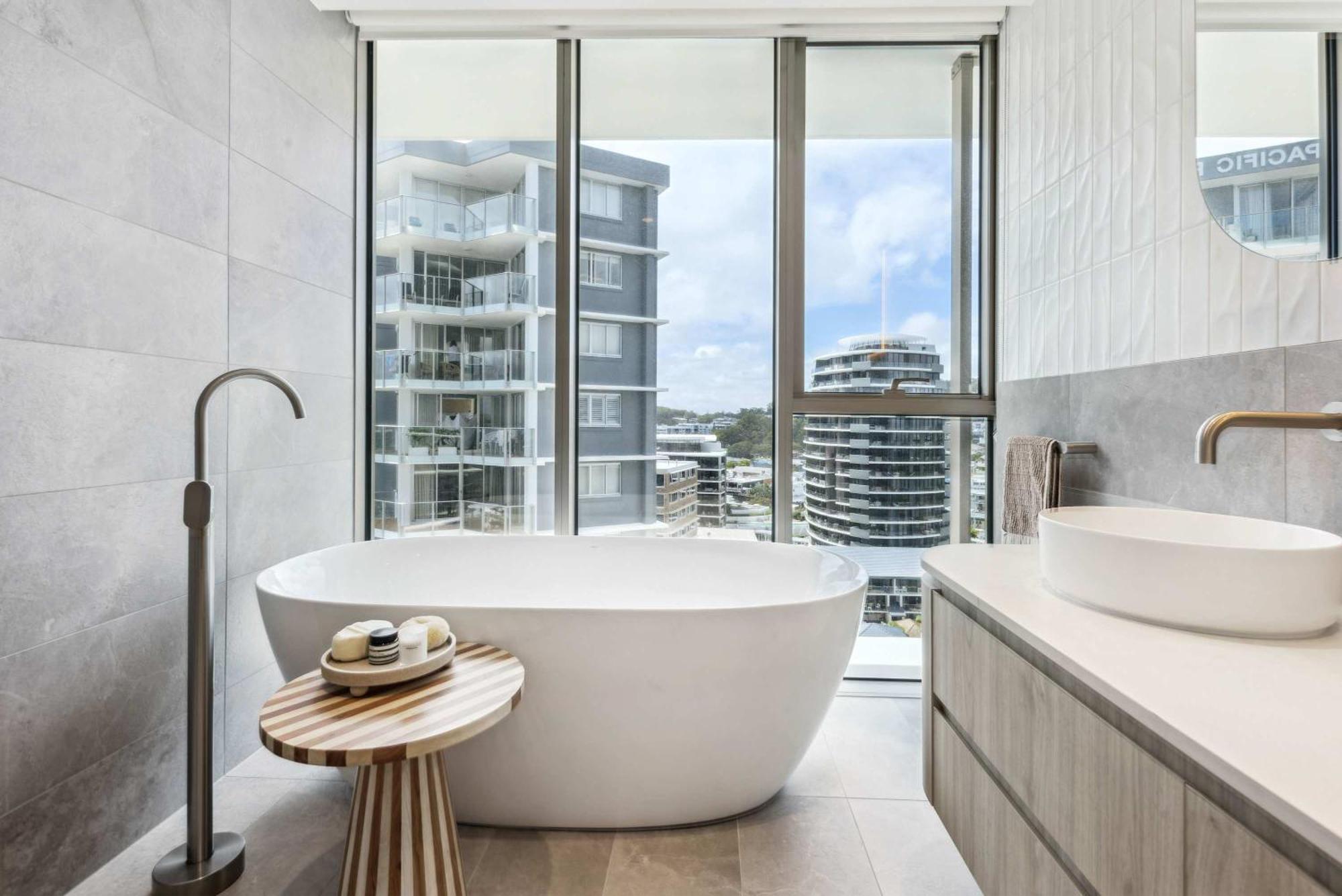 Picasso By Khove Apartment